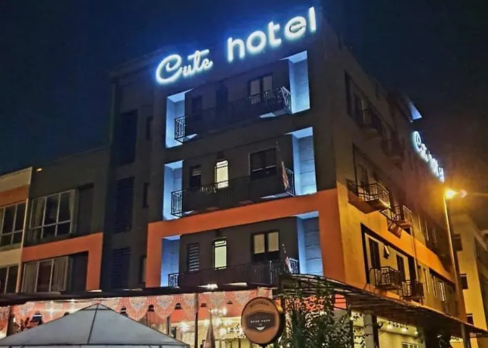 Cute Hotel & Dorms Ipoh